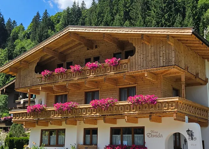 هاوس دانييلا *